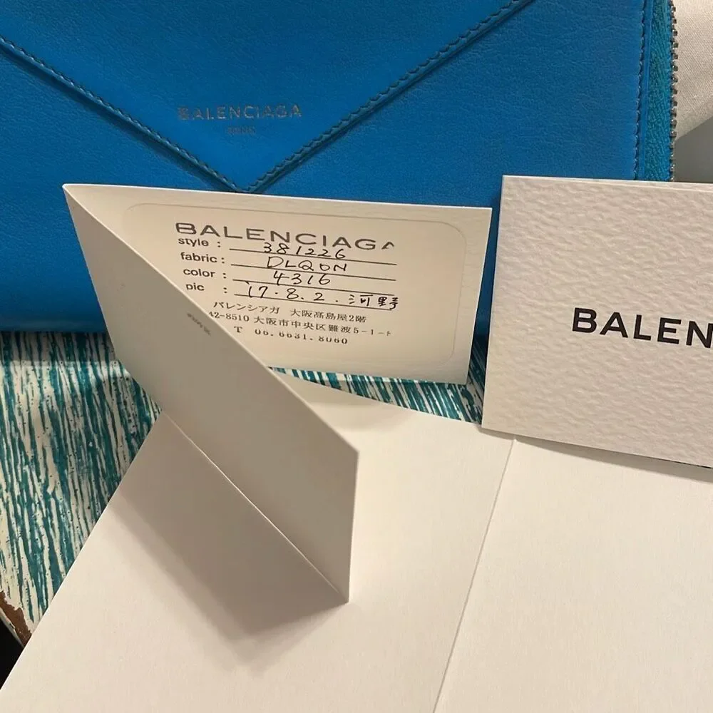 Balenciaga Women’s Leather Papier Continental Lagoon Wallet